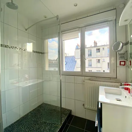 Avec Terrasse Apartment